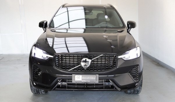 VOLVO XC60 T6 eAWD Ultra Dark