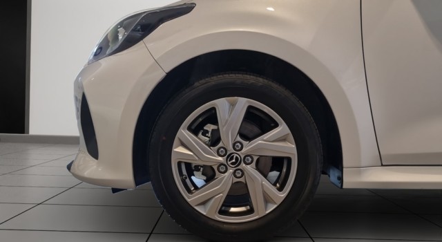 MAZDA 2 Hybrid Exclusive-line