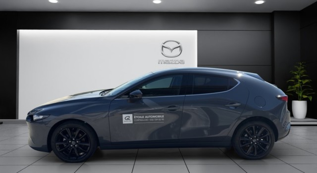 MAZDA 3 Hatchback SKYACTIV-X M Hybrid 186 AWD Homura Automat