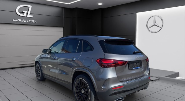 MERCEDES-BENZ GLA 250 4Matic 8G-DCT