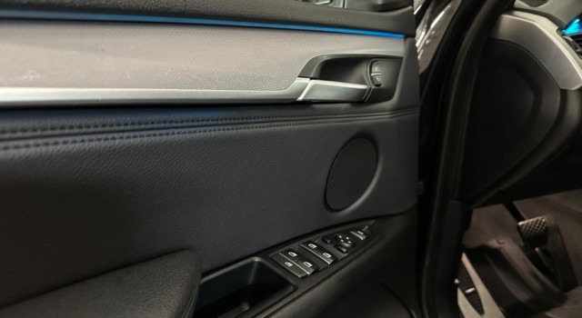 BMW X5 xDrive 30d Steptronic M Sport Attelage