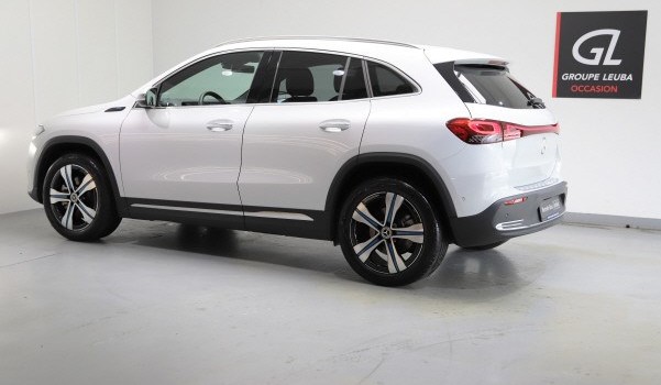MERCEDES-BENZ EQA 250