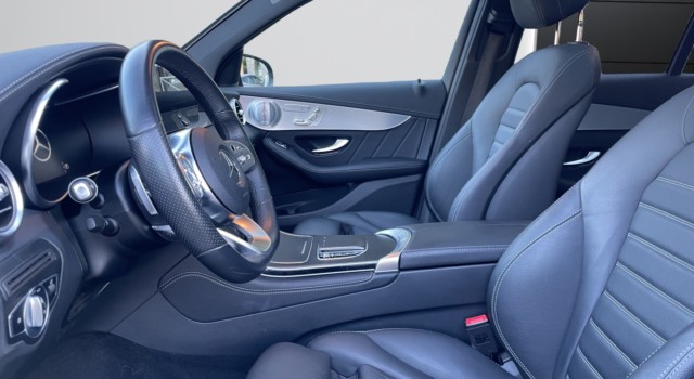 MERCEDES-BENZ GLC 200 AMG Line 4Matic 9G-Tronic
