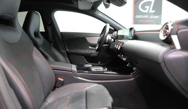 MERCEDES-BENZ CLA 250 CLA SB 250 AMG Line 4M 7G