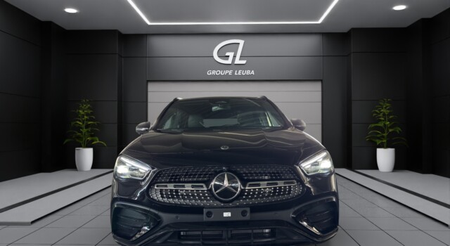 MERCEDES-BENZ GLA 220 4Matic 8G-DCT