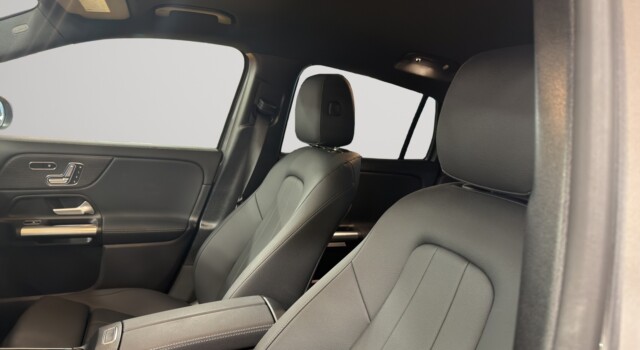 MERCEDES-BENZ GLA 250 4Matic 8G-DCT Swiss Star