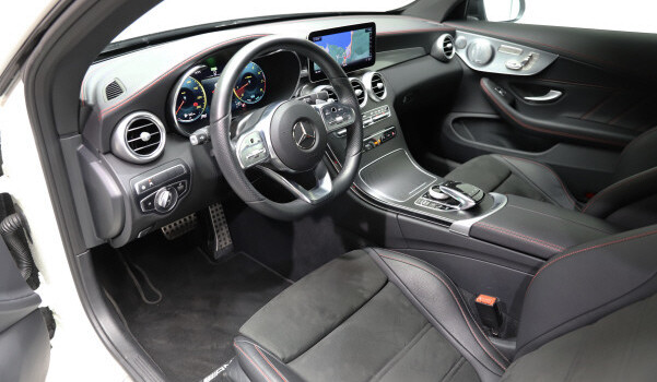MERCEDES-BENZ C 200 Coupé 4Matic AMG Line + Premium + 9G-Tronic