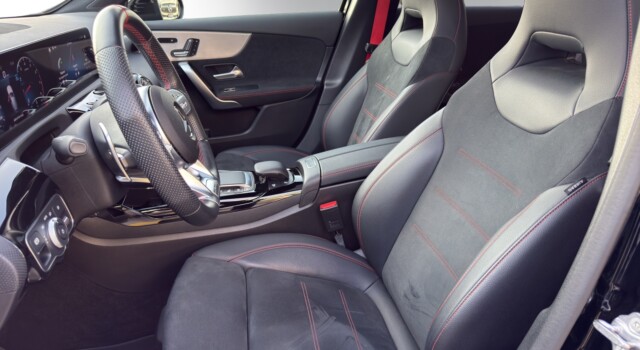 MERCEDES-BENZ A 35 AMG 4Matic Speedshift