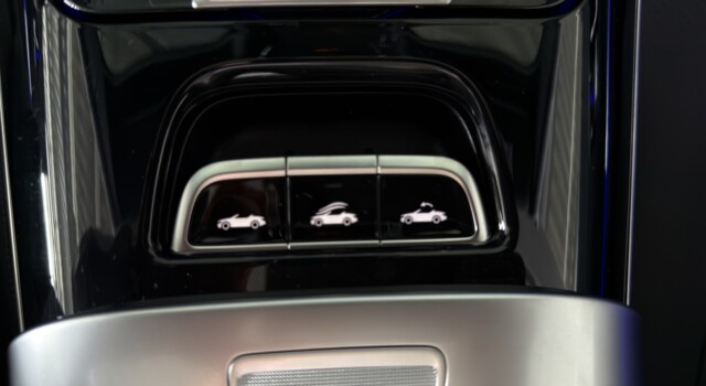 MERCEDES-BENZ CLE 300 Cabrio 4Matic 9G-Tronic