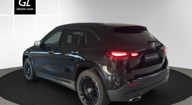 MERCEDES-BENZ GLA 220 4Matic 8G-DCT