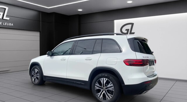 MERCEDES-BENZ GLB 220 4Matic 8G-Tronic