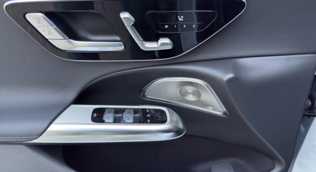 MERCEDES-BENZ E 220 d 4Matic 9G-Tronic