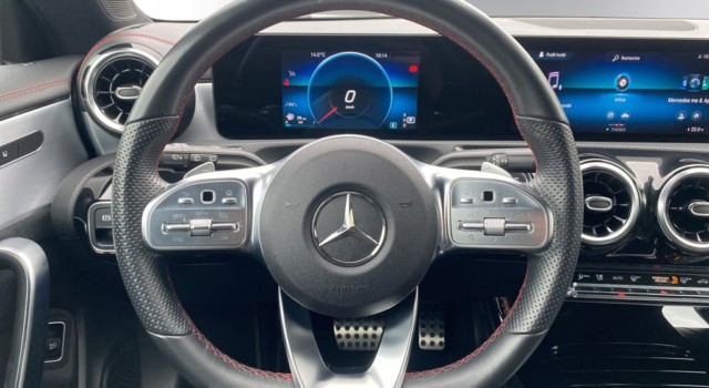 MERCEDES-BENZ CLA 180 CLA SB 180 AMG Line 7G
