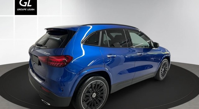 MERCEDES-BENZ GLA 250 4Matic 8G-DCT