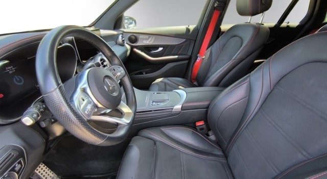 MERCEDES-BENZ GLC 300 e AMG Line 4Matic