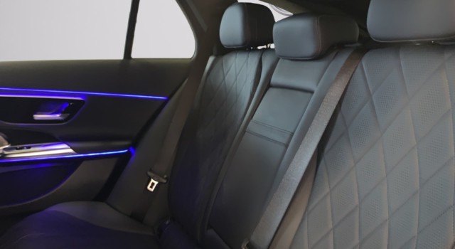 MERCEDES-BENZ E 220 d T 9G-Tronic