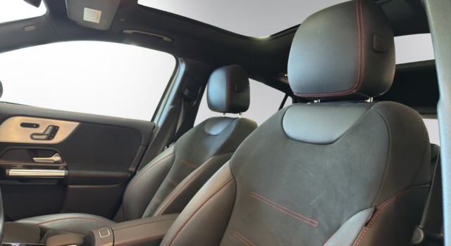 MERCEDES-BENZ EQA 250 AMG Line