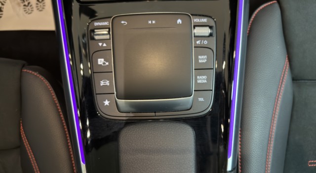 MERCEDES-BENZ EQA 250