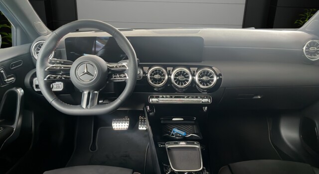 MERCEDES-BENZ A 250 4Matic 8G-DCT