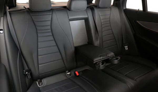 MERCEDES-BENZ E 200 Avantgarde 4 Matic