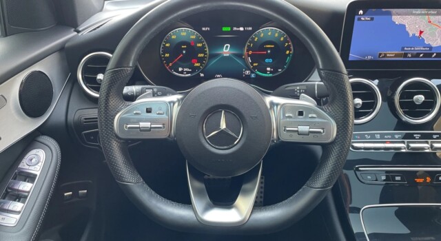 MERCEDES-BENZ GLC 300 e AMG Line 4Matic 9G-Tronic