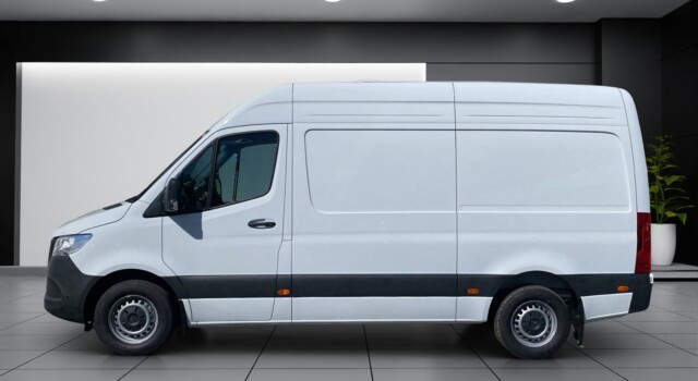 MERCEDES-BENZ Sprinter 315 CDI Standard 9G-TRONIC FWD