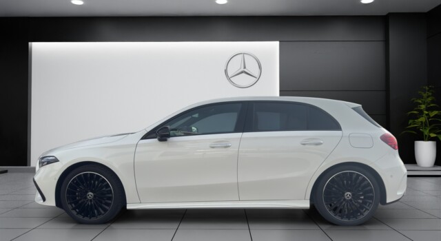 MERCEDES-BENZ A 200 Night Star 7G-DCT