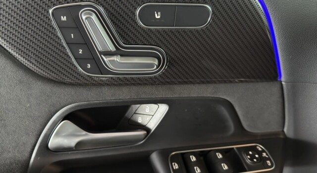 MERCEDES-BENZ GLA 35 AMG GLA AMG 35 4Matic 8G-DCT