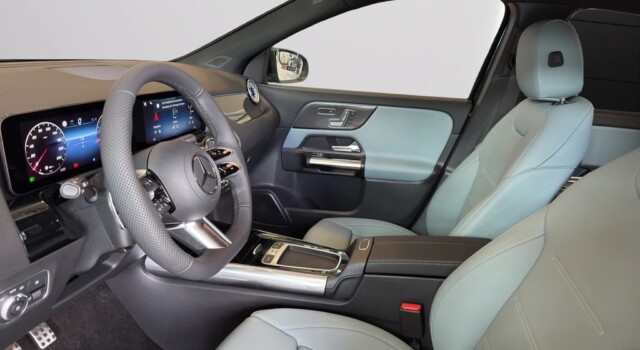 MERCEDES-BENZ GLA 220 4Matic 8G-DCT