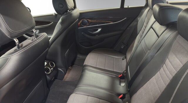 MERCEDES-BENZ E 200 T 4Matic Avantgarde 9G-Tronic