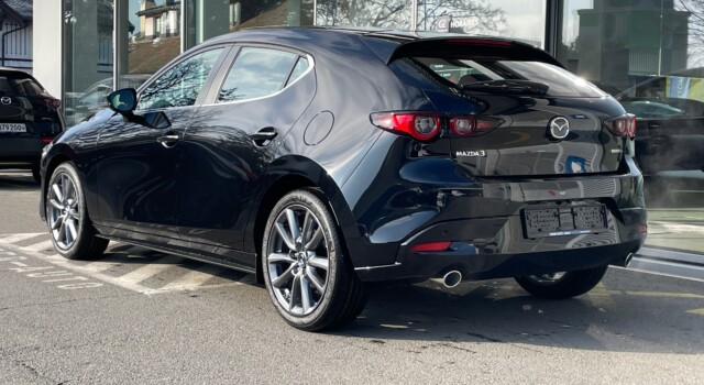 MAZDA 3 Hatchback SKYACTIV-G M Hybrid 140 Centre Line Automat