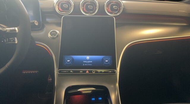 MERCEDES-BENZ C 220 d T 4 Matic