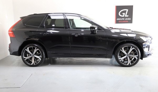 VOLVO XC60 T6 eAWD Ultra Dark