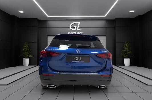 MERCEDES-BENZ GLA 220 4Matic 8G-DCT
