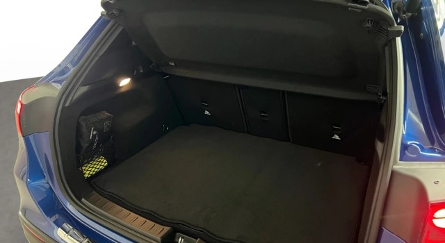 MERCEDES-BENZ GLA 250 4Matic 8G-DCT
