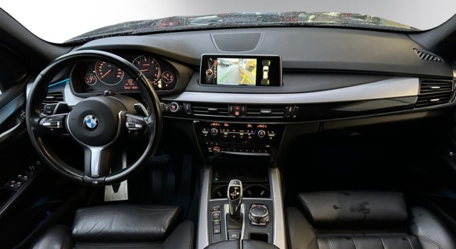 BMW X5 xDrive 30d Steptronic M Sport Attelage
