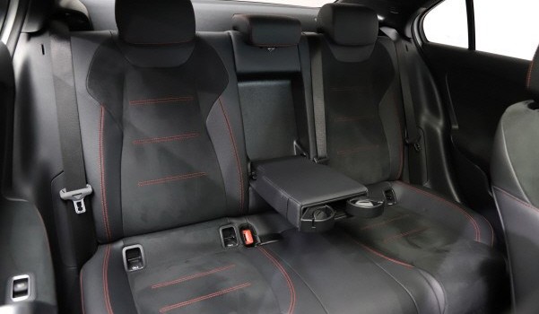 MERCEDES-BENZ A 220 d 8G-DCT