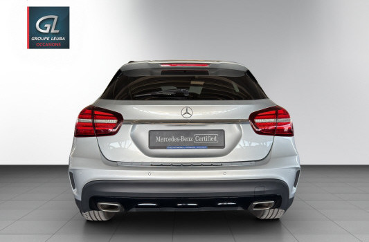 MERCEDES-BENZ GLA 250 AMG Line 4Matic