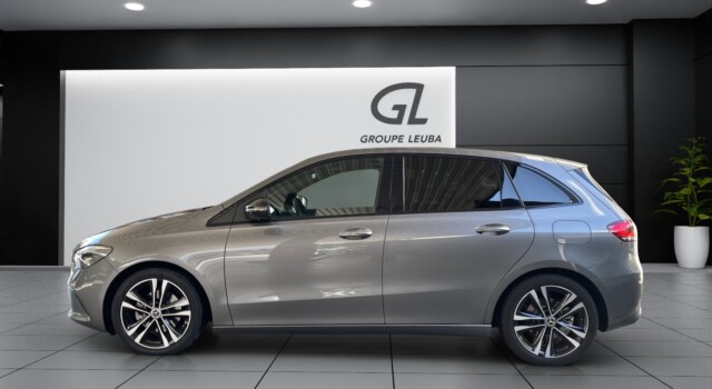 MERCEDES-BENZ B 200 Night Star 7G-DCT
