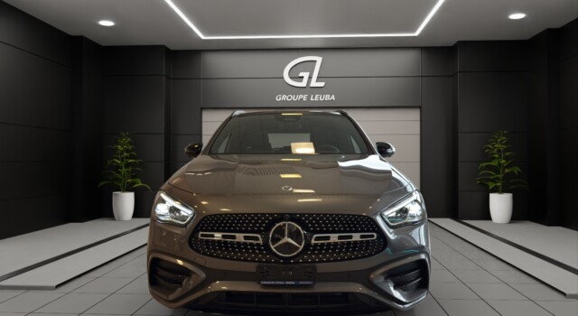 MERCEDES-BENZ GLA 220 4Matic 8G-DCT