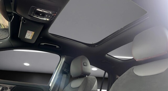 MERCEDES-BENZ GLA 250 4Matic 8G-DCT Swiss Star