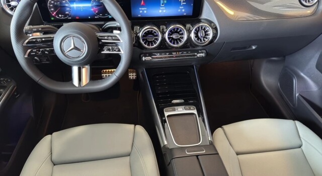 MERCEDES-BENZ GLA 220 4Matic 8G-DCT