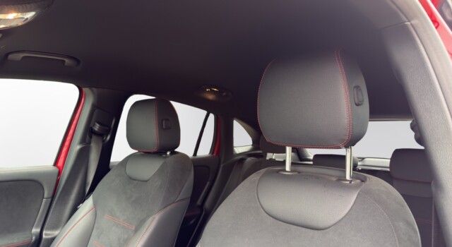 MERCEDES-BENZ GLA 220 4Matic 8G-DCT