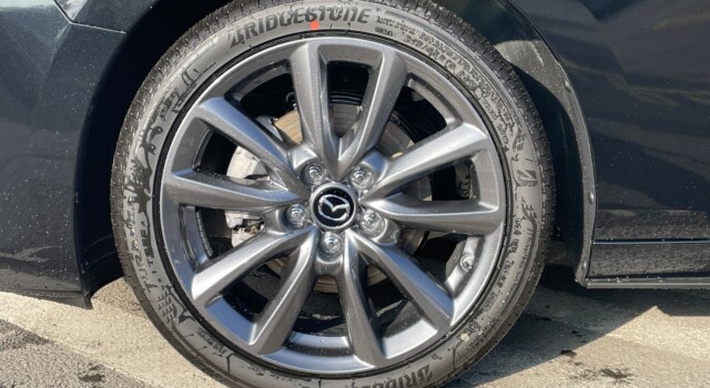 MAZDA 3 Hatchback SKYACTIV-G M Hybrid 140 Centre Line Automat