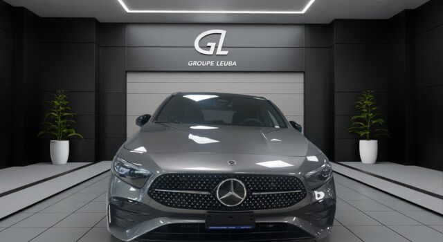 MERCEDES-BENZ A 220 4Matic 8G-DCT