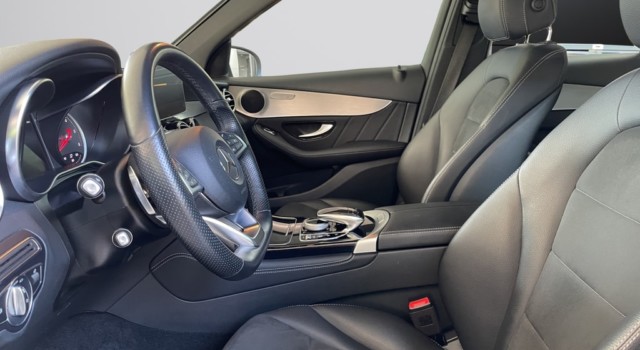 MERCEDES-BENZ GLC 220 d AMG Line 4Matic