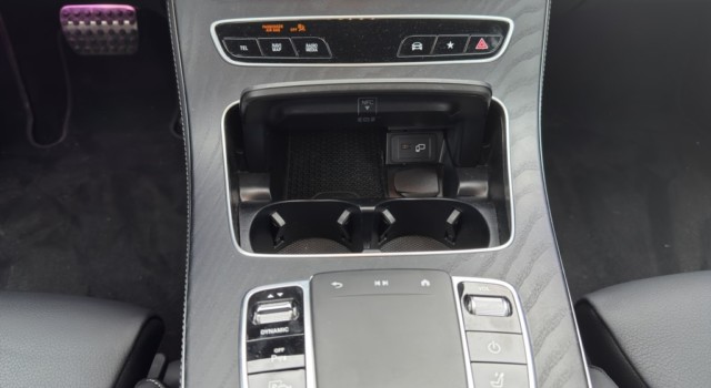 MERCEDES-BENZ E 300 de T 4Matic EQ Star 9G-Tronic