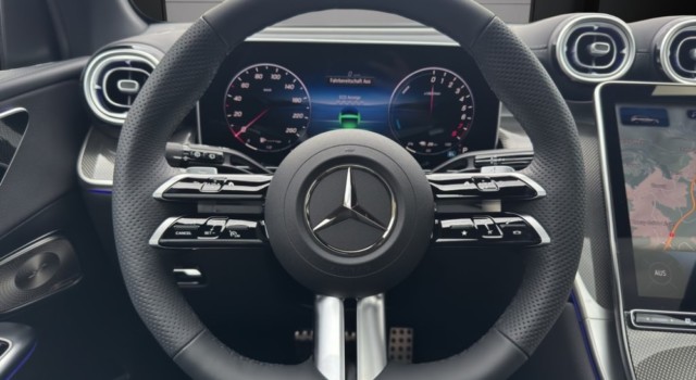 MERCEDES-BENZ GLC 300 e 4Matic EQ Star 9G-Tronic