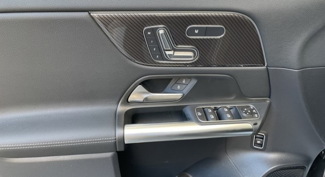 MERCEDES-BENZ GLA 250 4Matic 8G-DCT Swiss Star