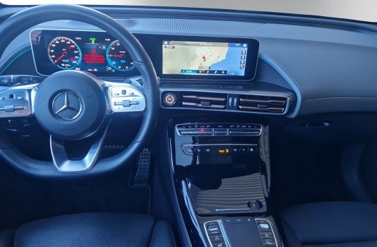 MERCEDES-BENZ EQC 400 AMG Line 4Matic
